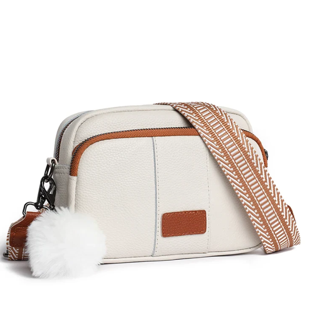 Chique Pompon Crossbody Beige Bruin